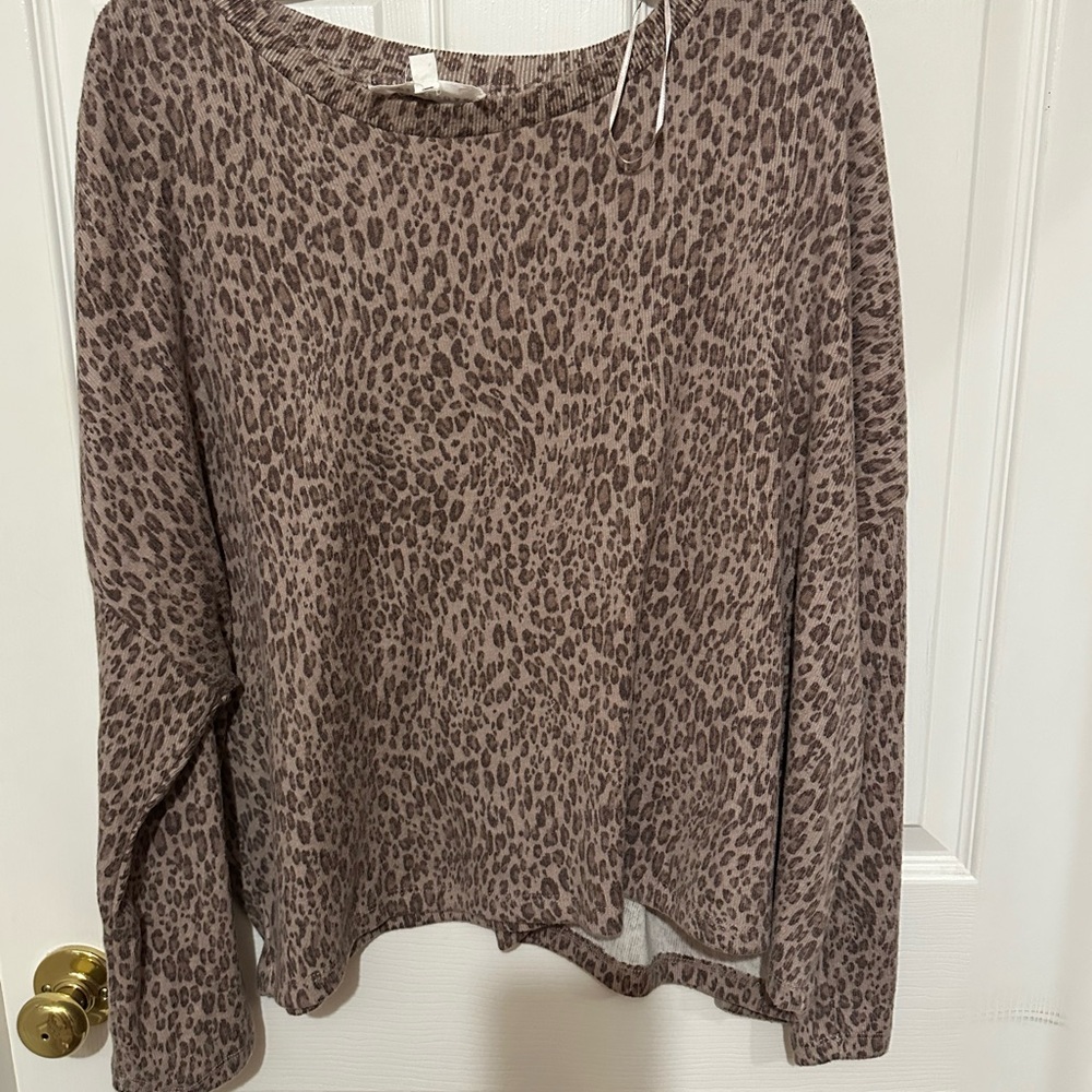 Olive & Oak Brown Animal Print Women's Top